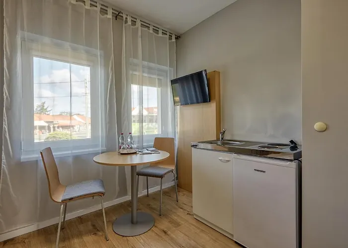 Tercia Panzió B Bed and breakfast 3*